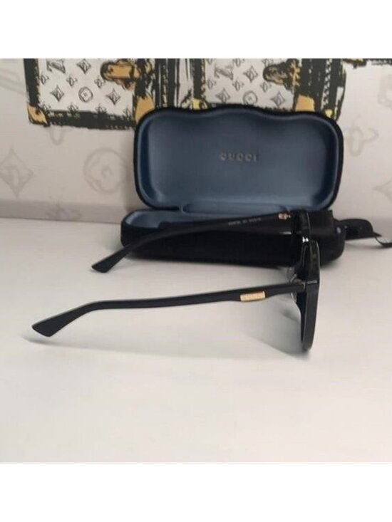 New Authentic Chic Black Sunglasses GG0261SA 001